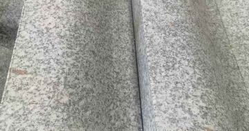 辽源芙蓉白S型拉丝面路沿石