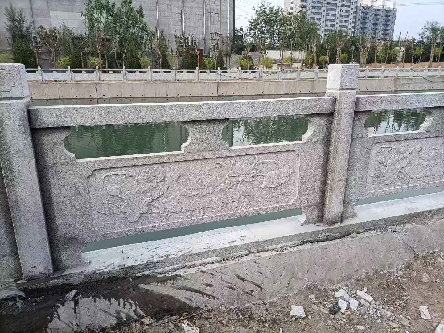 辽源 芙蓉白大花桥梁、河道，石材栏杆、围栏、护栏