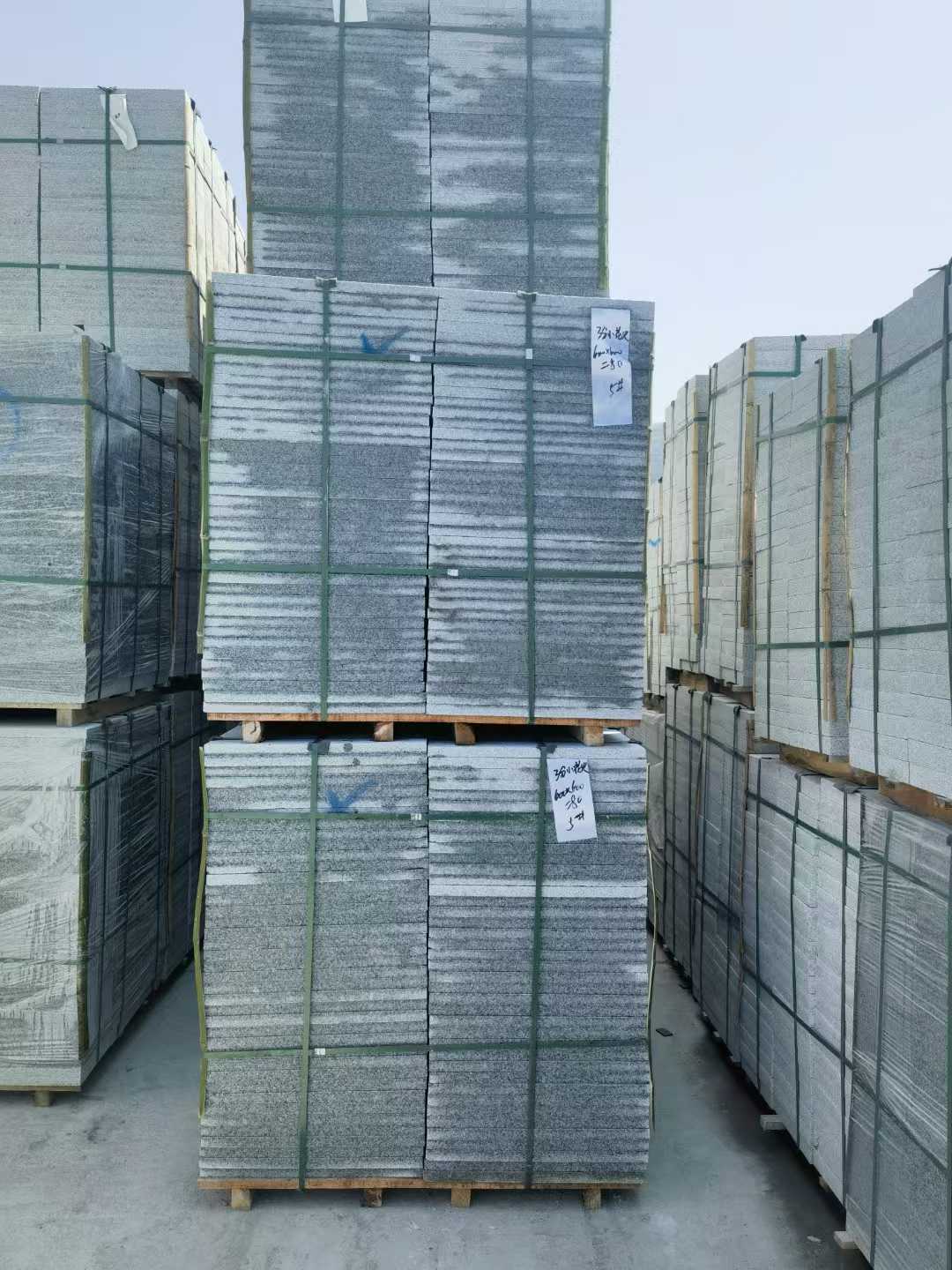 辽源芝麻白地铺成品