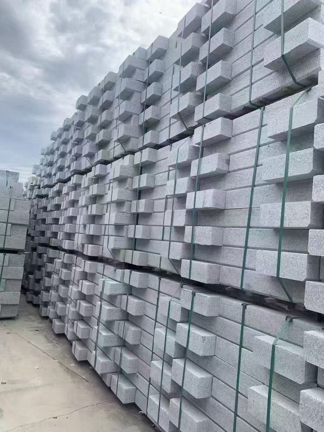 辽源 芝麻灰侧石