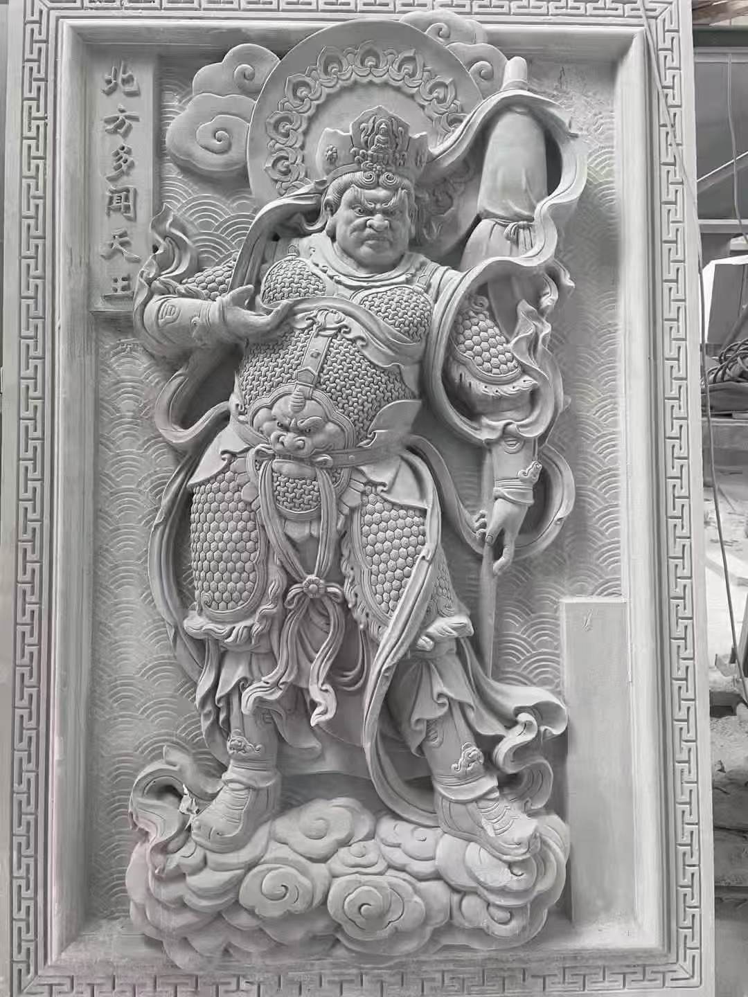 辽源 芝麻灰花岗岩人物雕刻——多闻天王